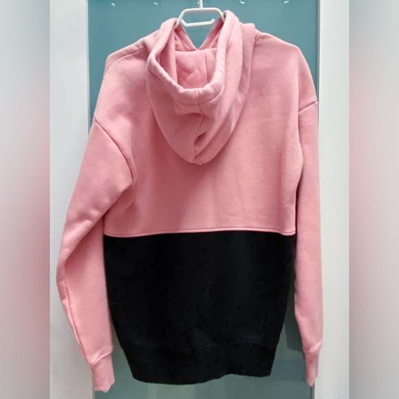 Warm comfortable black pink hoodie - Picture 2 of 4